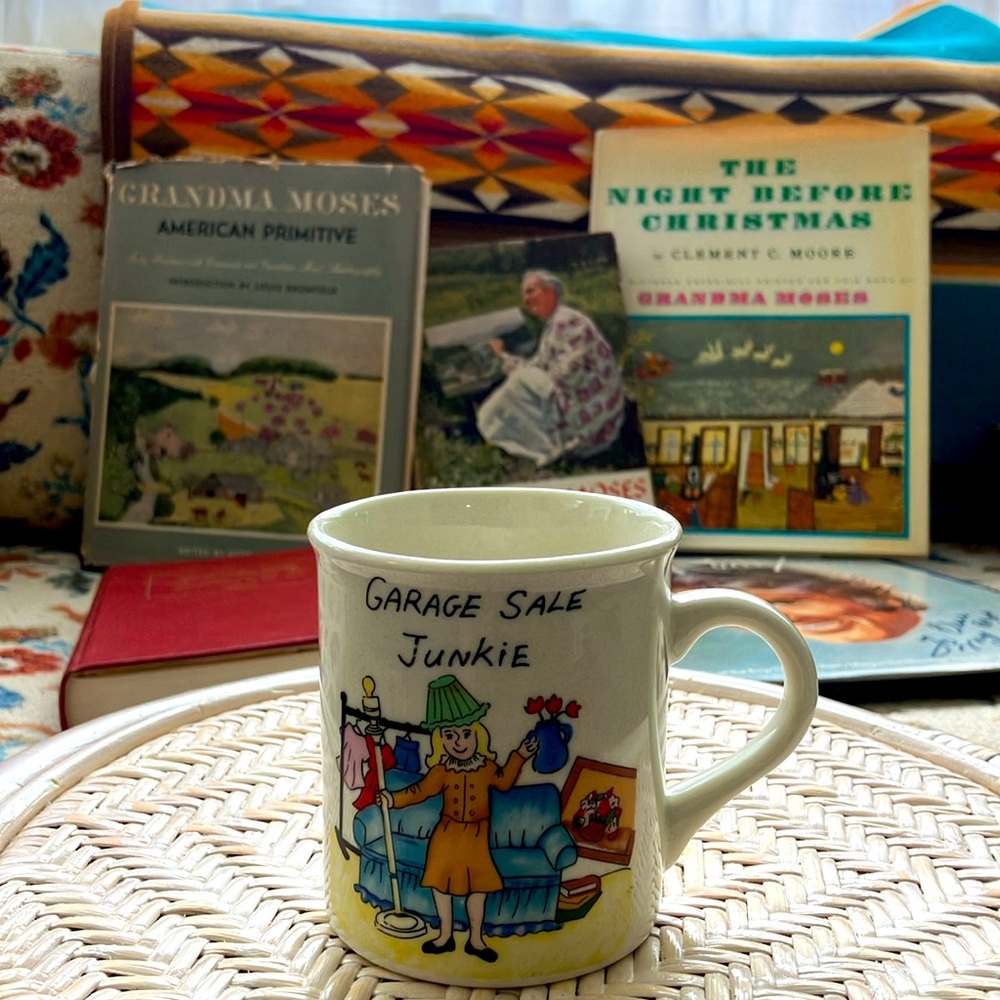 VINTAGE GARAGE SALE JUNKIE COFFEE MUG NOVELTY FUN GIFT  YOUR GARAGE SALE PARTNER - Picture 2 of 6